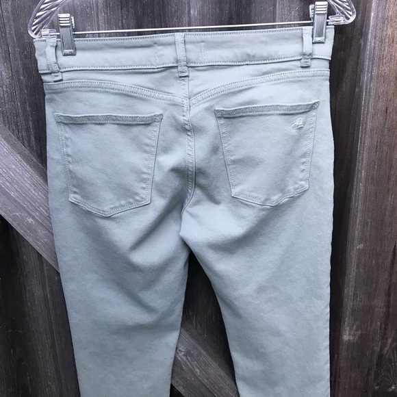 DL 1961 Florence Instascupt Cropped (Grove) - Picture 4 of 10